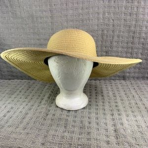 Columbia Womens Beige Wide Brim Beach Foldable Floppy Straw Sun Hat OSFM.